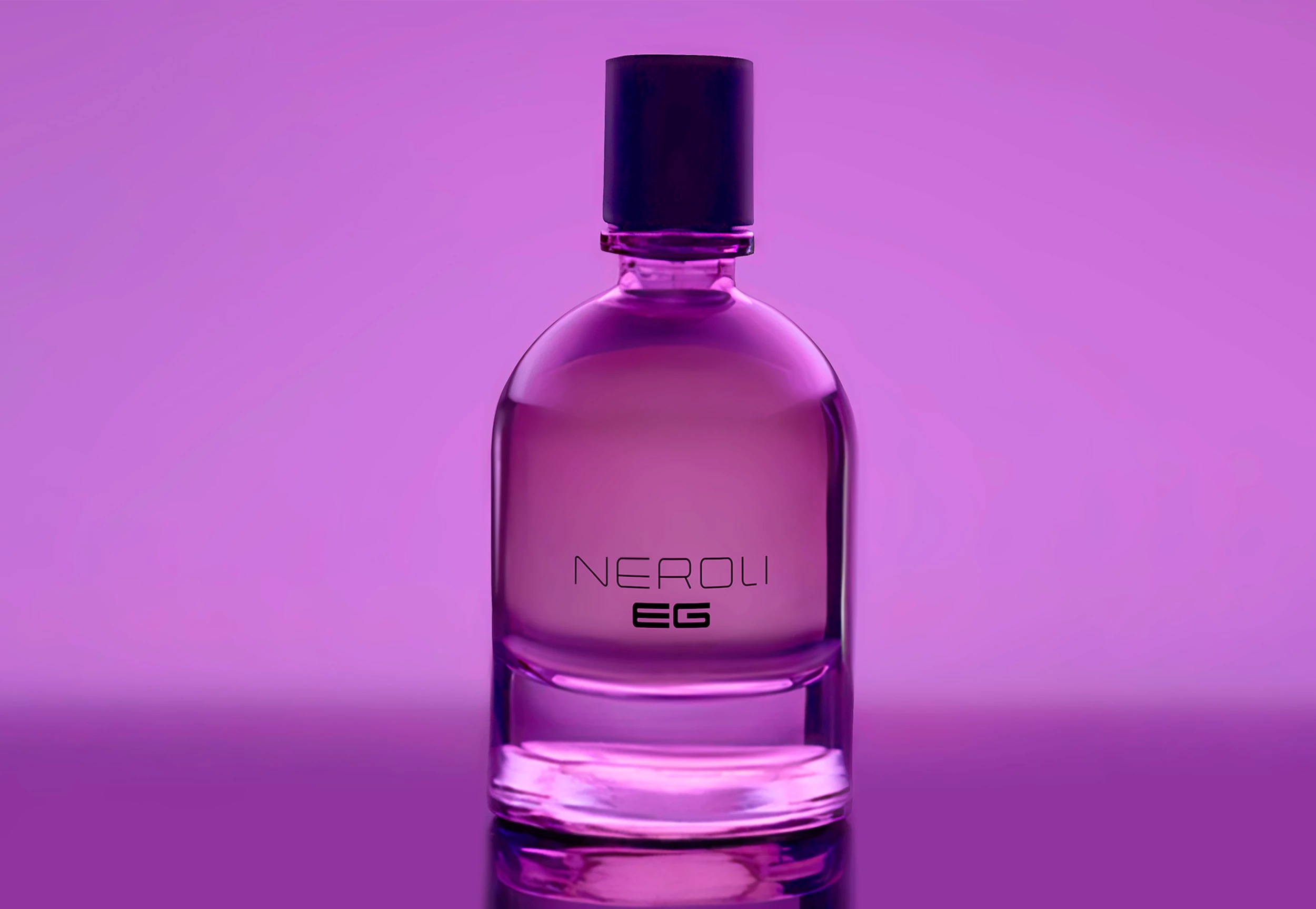 خرید عطر زنانه برند EG