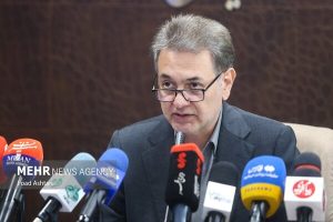 ناصحی: تلاش می‌کنیم هر ایرانی از پوشش بیمه سلامت برخوردار شود